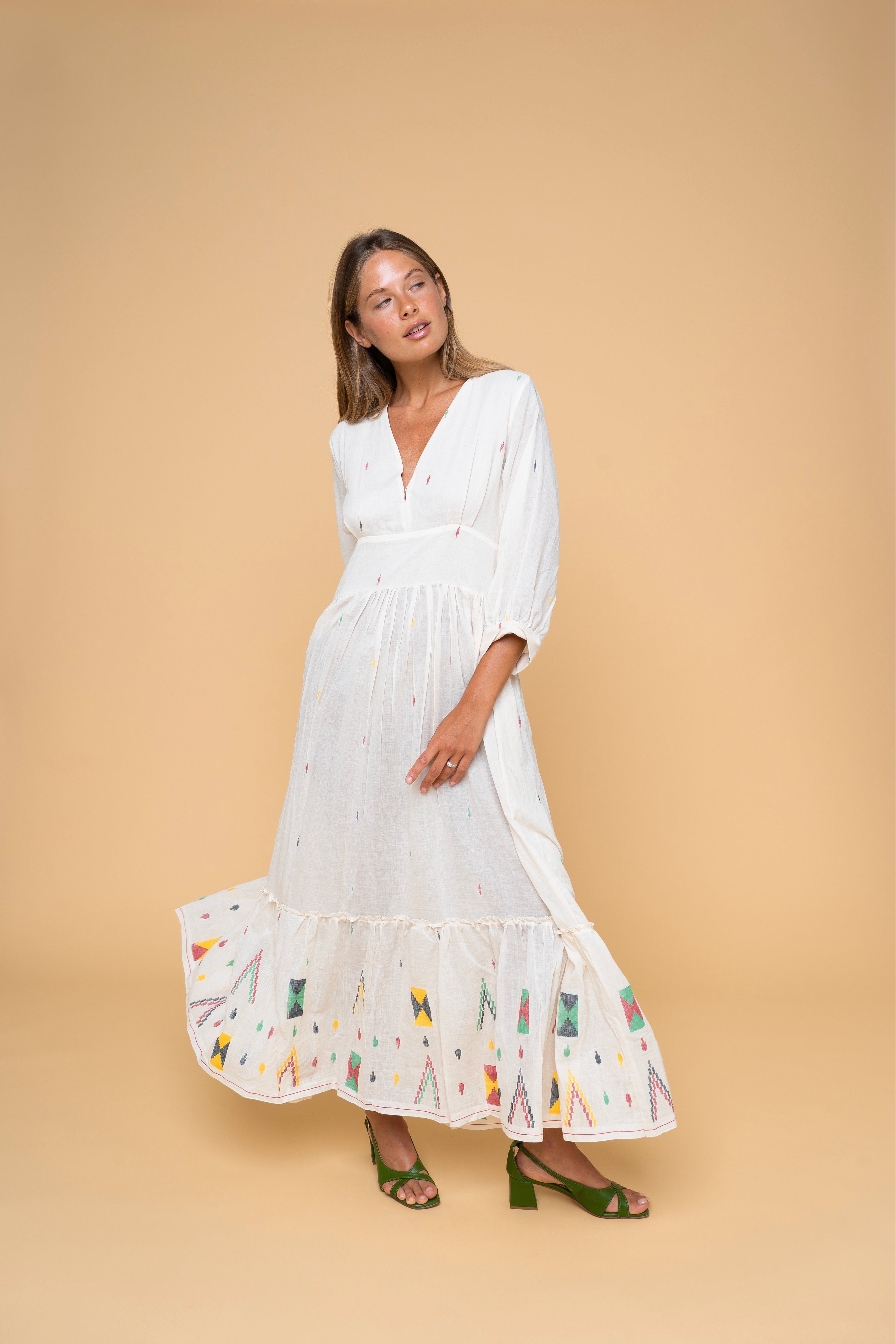 Ischia Jamdani abito cotone bianco balza scollo V tessuto Jamdani donna FrancescaBi
