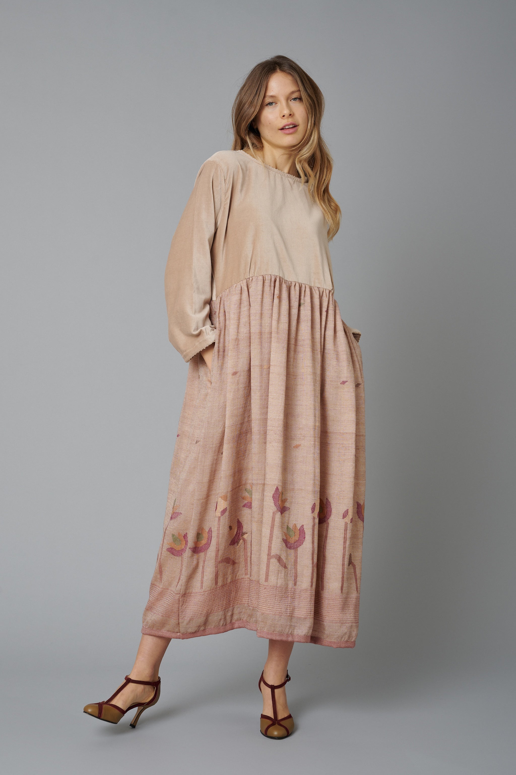 Salina Jamdani Flowers, Cotton and wool